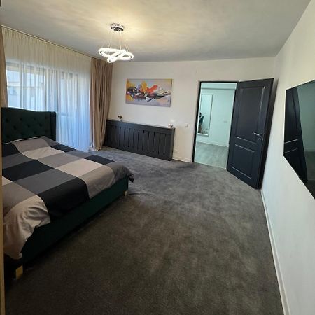 Central Apartment Târgu Jiu 외부 사진